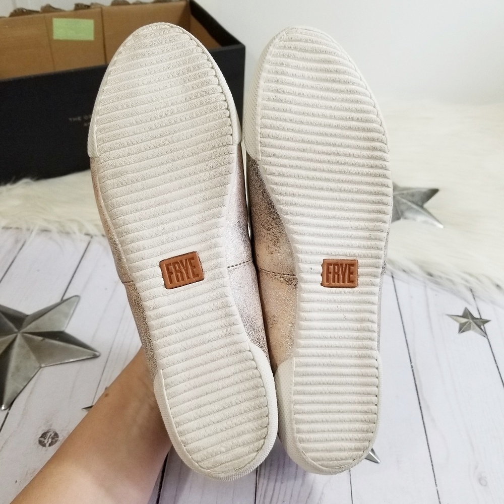 Frye Melanie slip on sneakers metallic moonlight - Picture 7 of 7